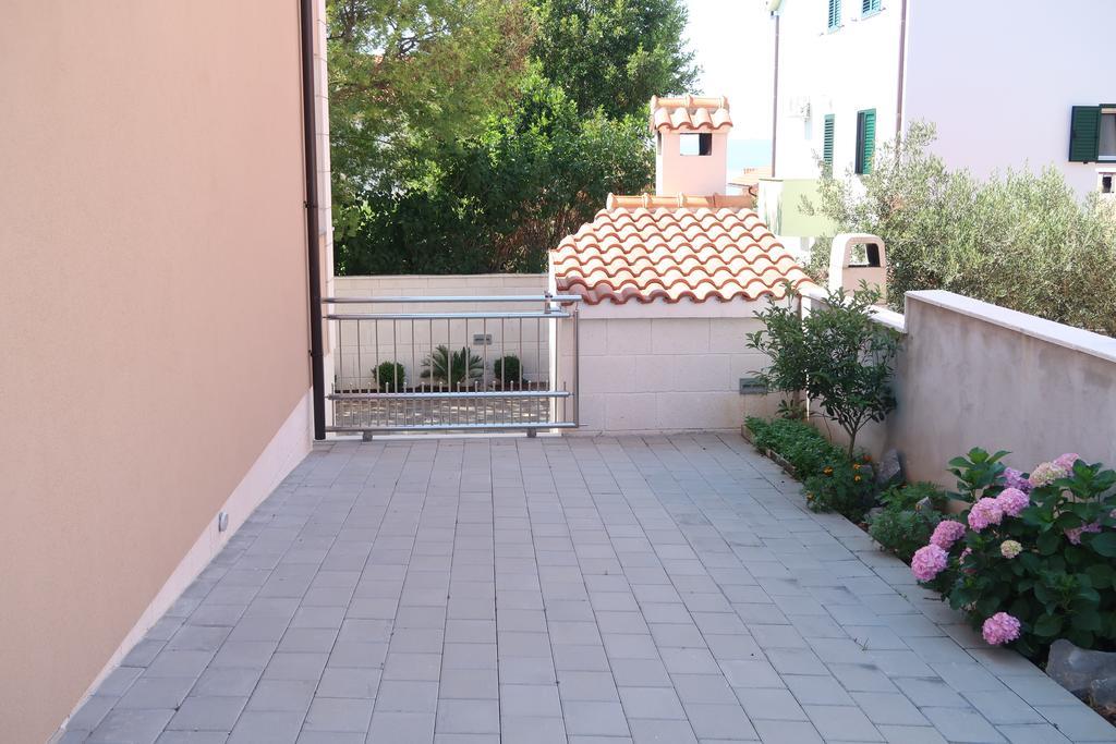 Villa Sunshine Trogir Ngoại thất bức ảnh